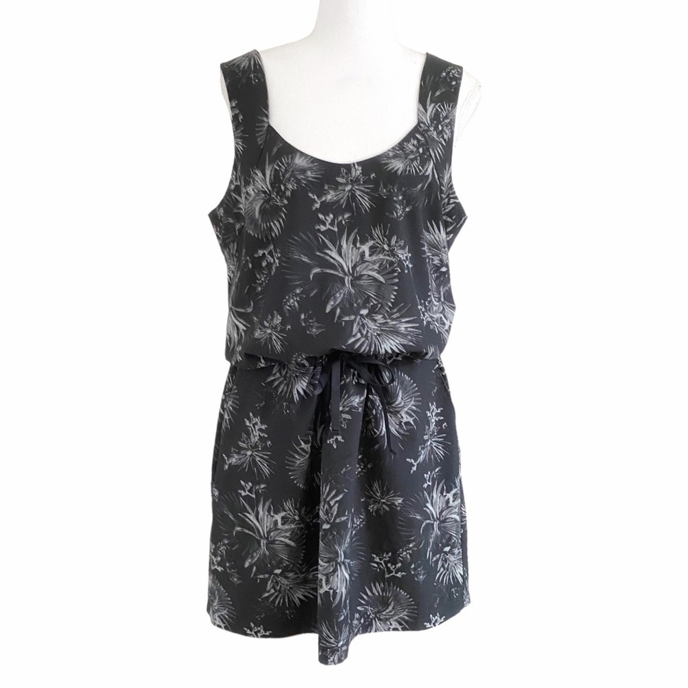 Chic Black Floral Mini Dress